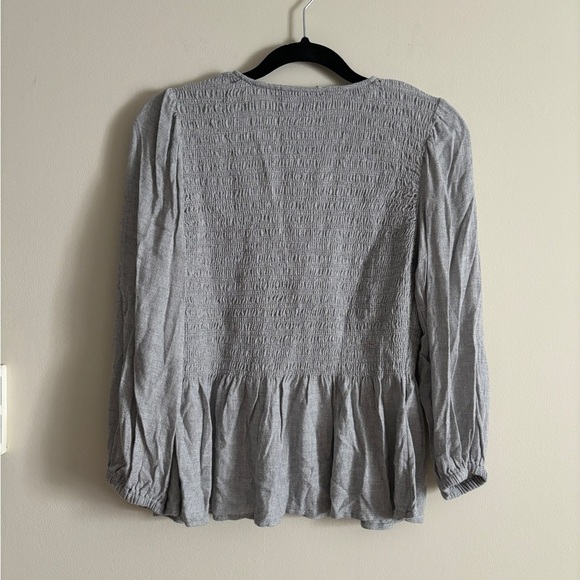 Madewell Size Small Lucie V-Neck Smocked Peplum Top Wool Gauze Gray Ruffle Boho - Picture 7 of 7